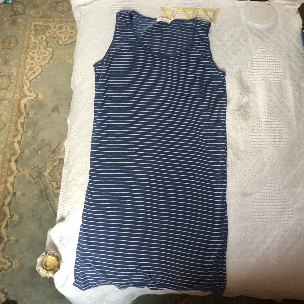 Vineyard Vines t-shirt dress